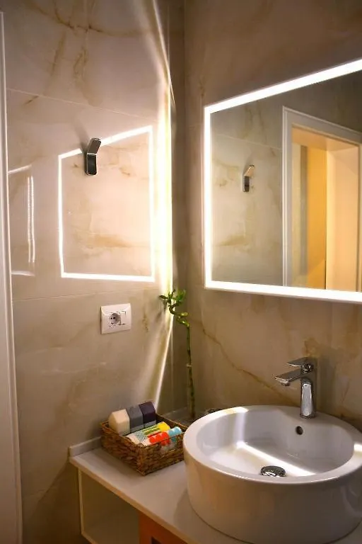 Central Comfy Apartment Tirana